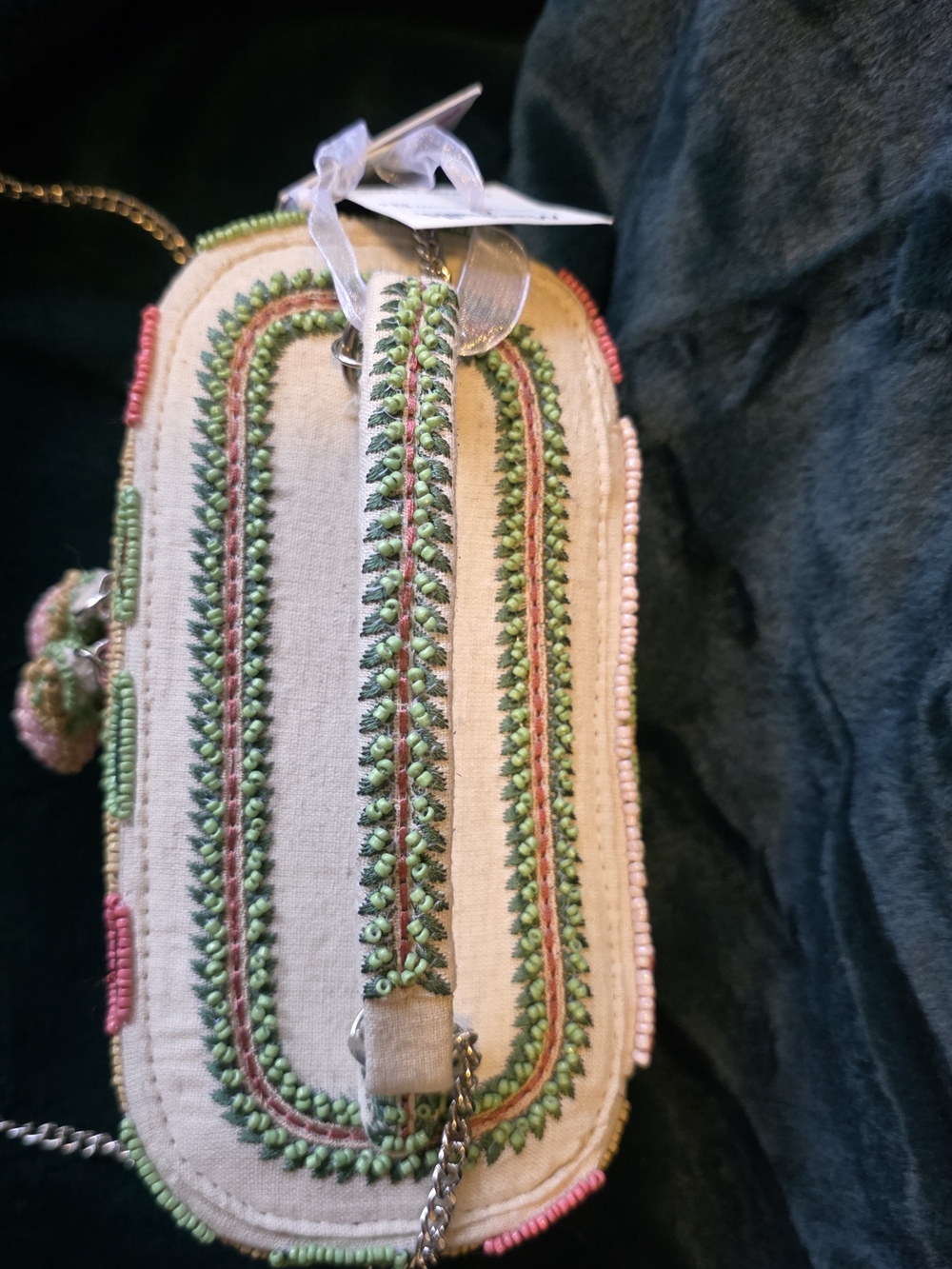 Handcrafted Embroidered Cream Beaded Top-Handle Crossbody Bag - Picture 3 of 8
